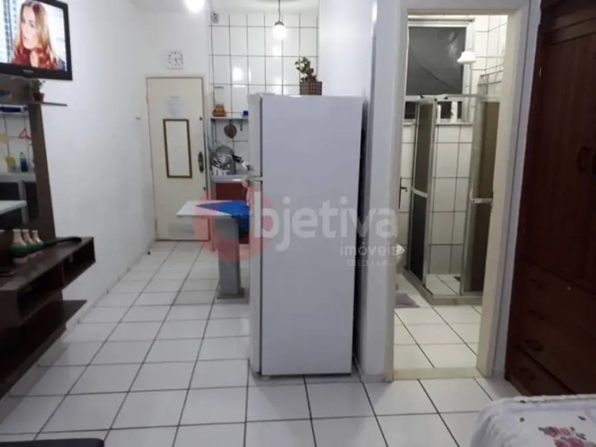 Kitnet com 1 quarto à venda, 30m2 em Centro, Cabo Frio - RJ - imagem 6 Foto 6 de Kitnet com 1 quarto à venda, 30m2 em Centro, Cabo Frio - RJ