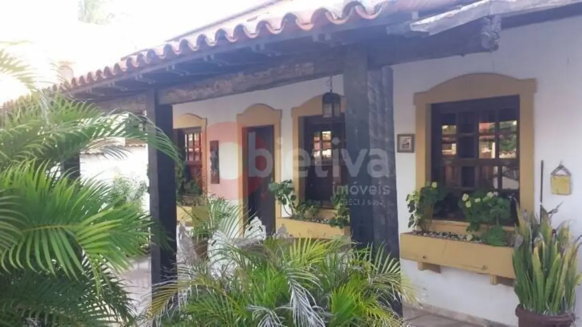 Foto 1 de Casa com 4 quartos à venda, 600m2 em Peró, Cabo Frio - RJ