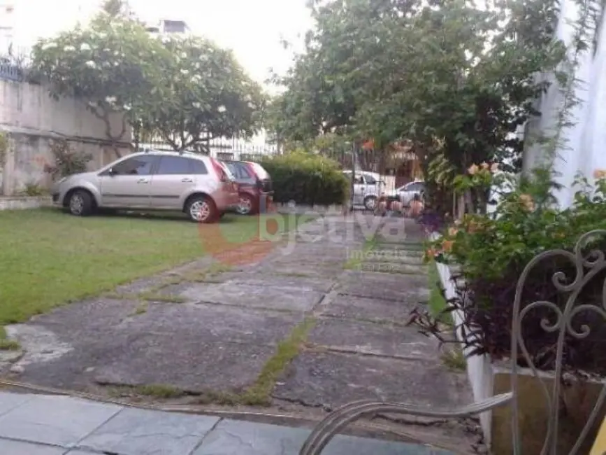 Casa com 5 quartos à venda, 360m2 em Centro, Cabo Frio - RJ - imagem 3 Foto 3 de Casa com 5 quartos à venda, 360m2 em Centro, Cabo Frio - RJ