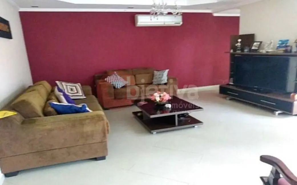 Foto 4 de Casa com 6 quartos à venda, 200m2 em Jardim Excelsior, Cabo Frio - RJ