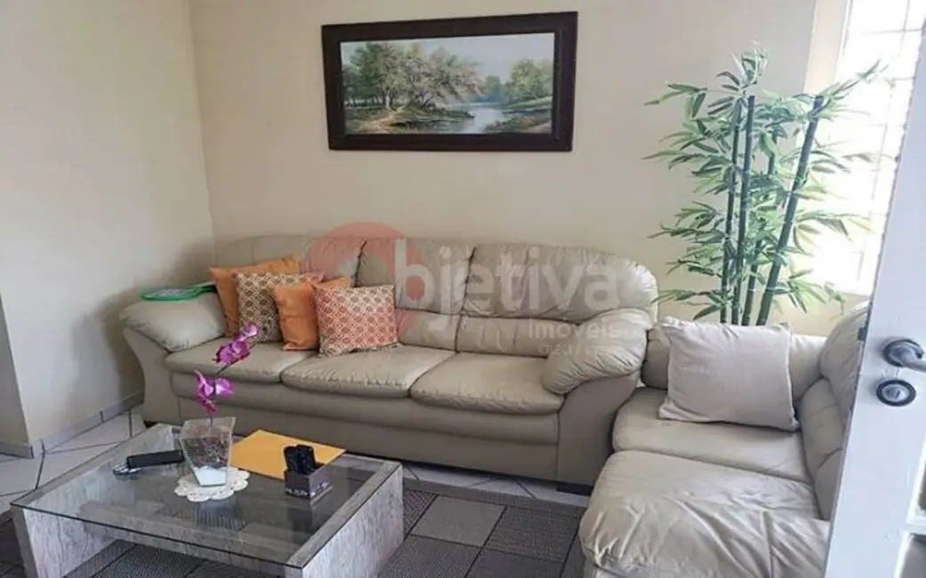 Casa com 3 quartos à venda, 120m2 em Vila do Sol, Cabo Frio - RJ - imagem 8 Foto 8 de Casa com 3 quartos à venda, 120m2 em Vila do Sol, Cabo Frio - RJ