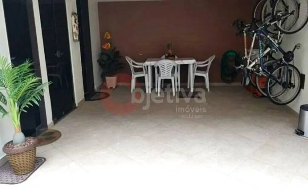 Foto 3 de Casa de Condomínio com 3 quartos à venda, 180m2 em Jardim Flamboyant, Cabo Frio - RJ
