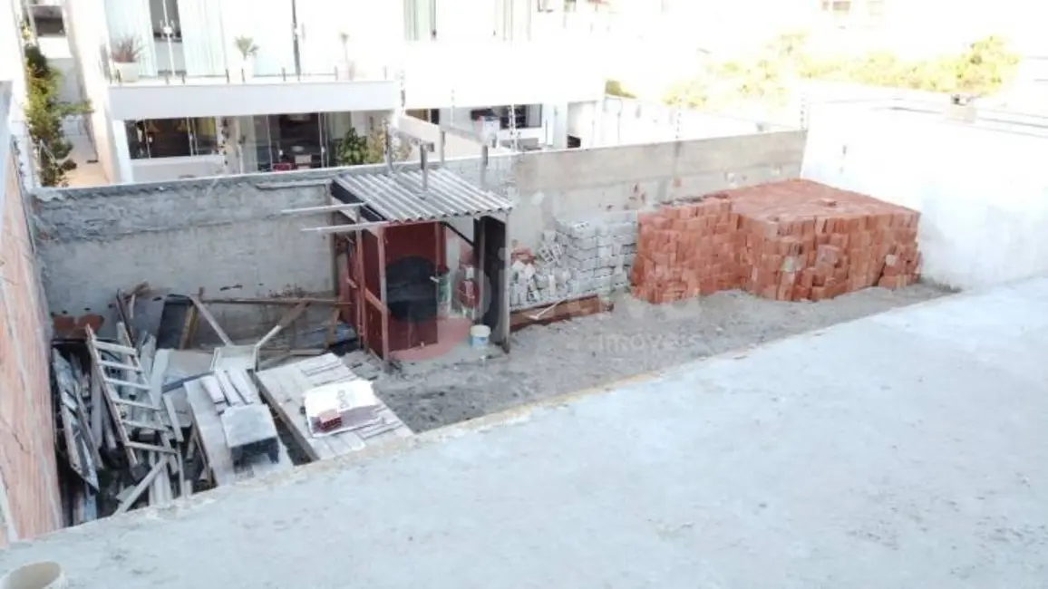 Foto 9 de Casa com 3 quartos à venda, 330m2 em Portinho, Cabo Frio - RJ