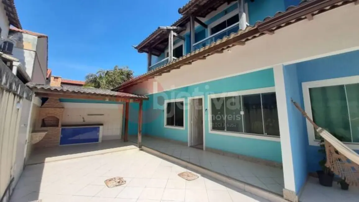 Foto 1 de Casa com 4 quartos à venda, 118m2 em Peró, Cabo Frio - RJ