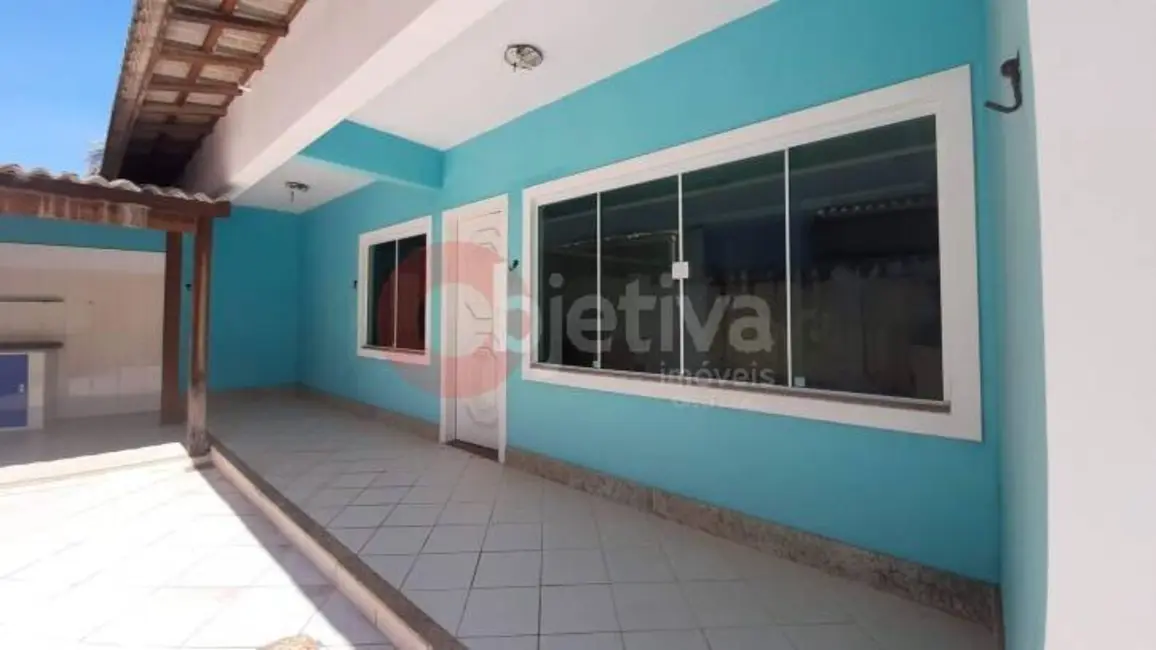 Foto 2 de Casa com 4 quartos à venda, 118m2 em Peró, Cabo Frio - RJ