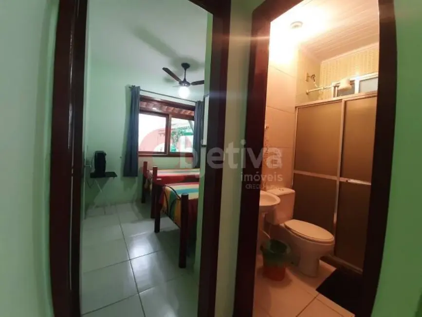 Foto 9 de Casa com 2 quartos à venda, 80m2 em Peró, Cabo Frio - RJ