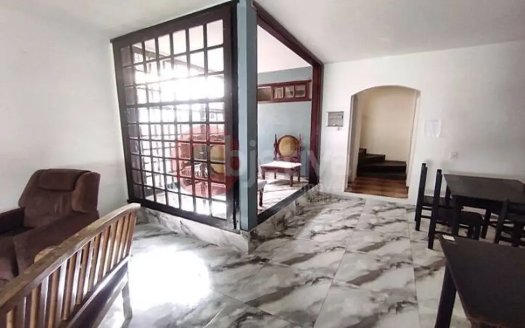 Pousada com 10 quartos à venda, 360m2 em Braga, Cabo Frio - RJ - imagem 5 Foto 5 de Pousada com 10 quartos à venda, 360m2 em Braga, Cabo Frio - RJ