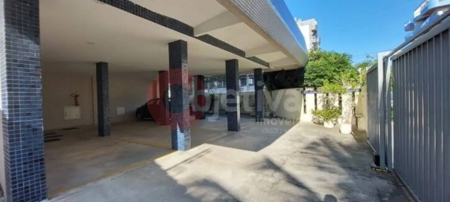 Foto 2 de Apartamento com 3 quartos à venda, 160m2 em Algodoal, Cabo Frio - RJ