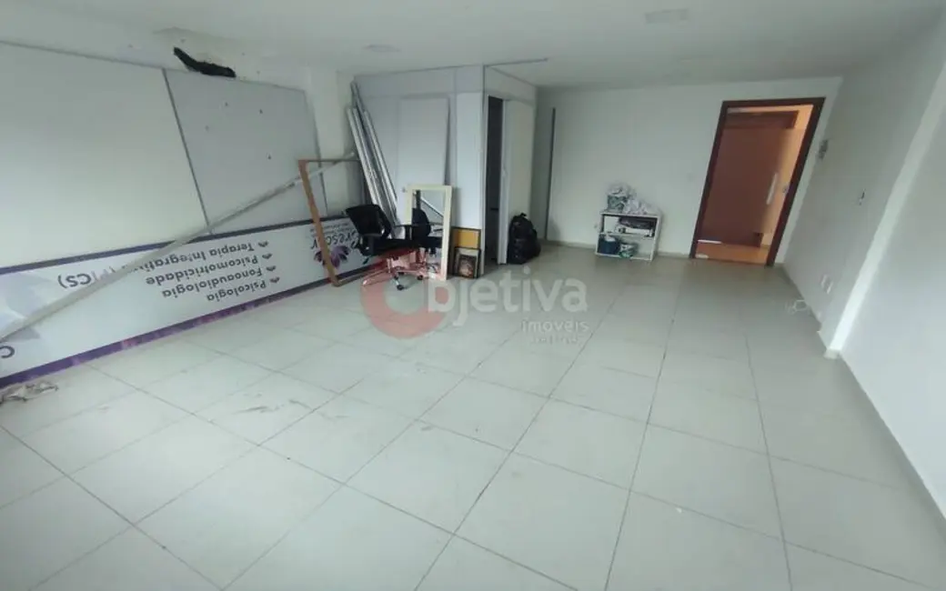 Foto 2 de Sala Comercial à venda, 30m2 em Centro, Cabo Frio - RJ