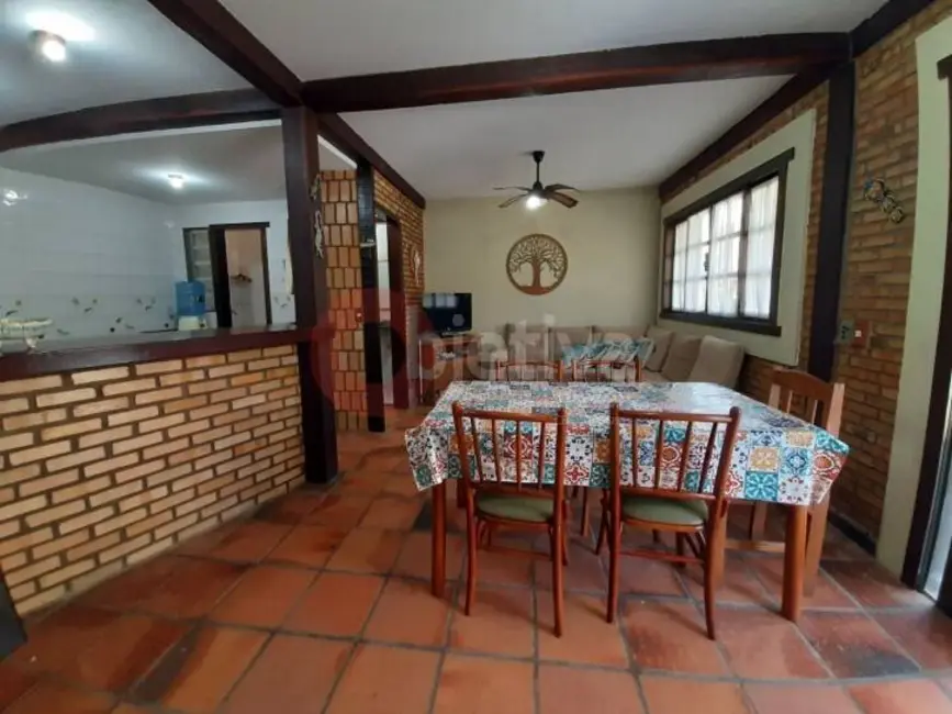 Foto 5 de Casa com 3 quartos à venda, 105m2 em Ogiva, Cabo Frio - RJ