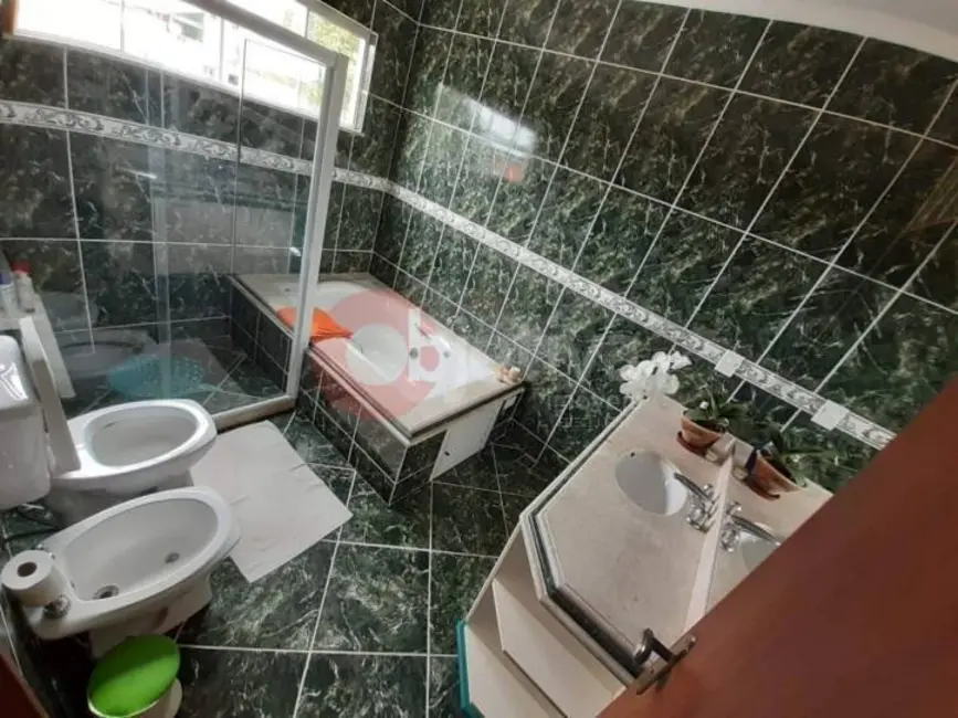Casa com 6 quartos à venda, 260m2 em Arraial Do Cabo - RJ - imagem 7 Foto 7 de Casa com 6 quartos à venda, 260m2 em Arraial Do Cabo - RJ
