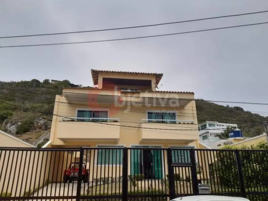 Foto 1 de Casa com 6 quartos à venda, 260m2 em Arraial Do Cabo - RJ
