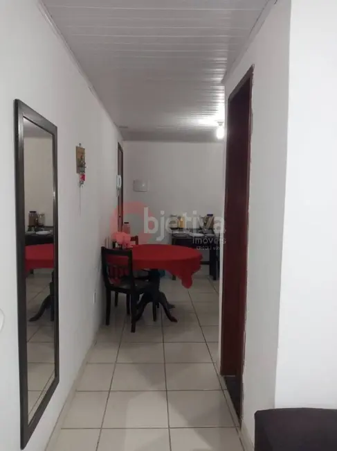 Foto 6 de Apartamento com 2 quartos à venda em São Cristóvão, Cabo Frio - RJ