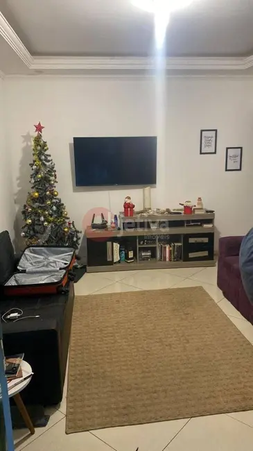 Foto 5 de Apartamento com 2 quartos à venda em São Cristóvão, Cabo Frio - RJ