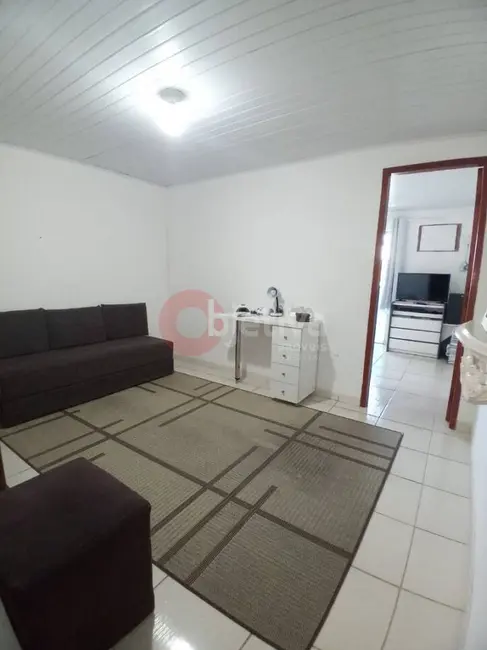 Foto 3 de Apartamento com 2 quartos à venda em São Cristóvão, Cabo Frio - RJ