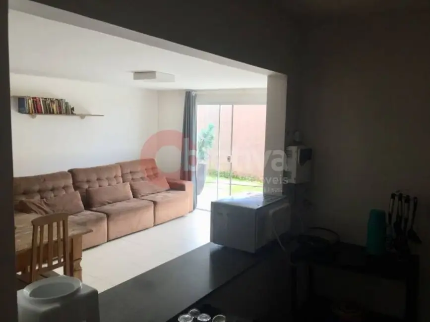 Foto 3 de Casa com 3 quartos à venda, 150m2 em Miguel Couto, Cabo Frio - RJ