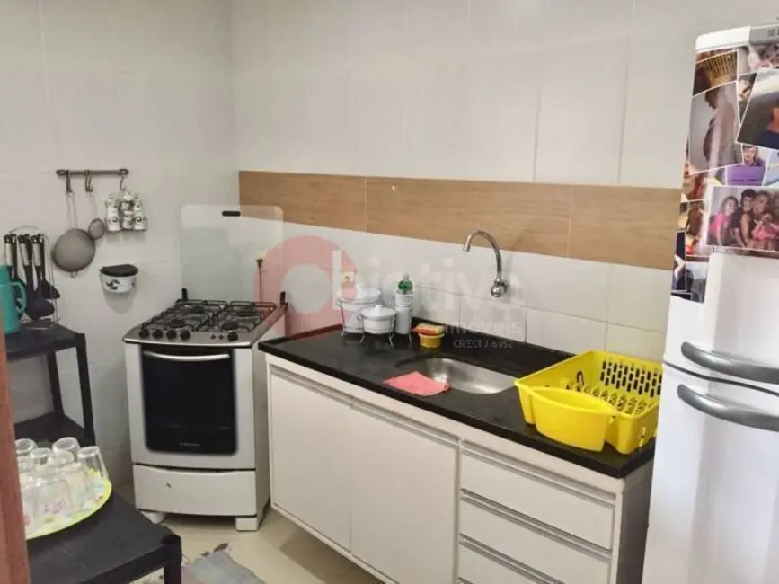 Foto 8 de Casa com 3 quartos à venda, 150m2 em Miguel Couto, Cabo Frio - RJ