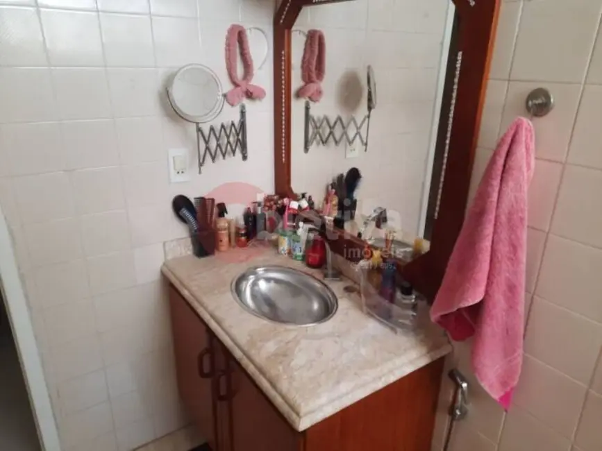 Foto 8 de Cobertura com 5 quartos à venda, 150m2 em Centro, Cabo Frio - RJ