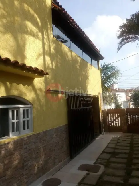 Casa com 4 quartos à venda, 100m2 em Iguaba Grande - RJ - imagem 2 Foto 2 de Casa com 4 quartos à venda, 100m2 em Iguaba Grande - RJ