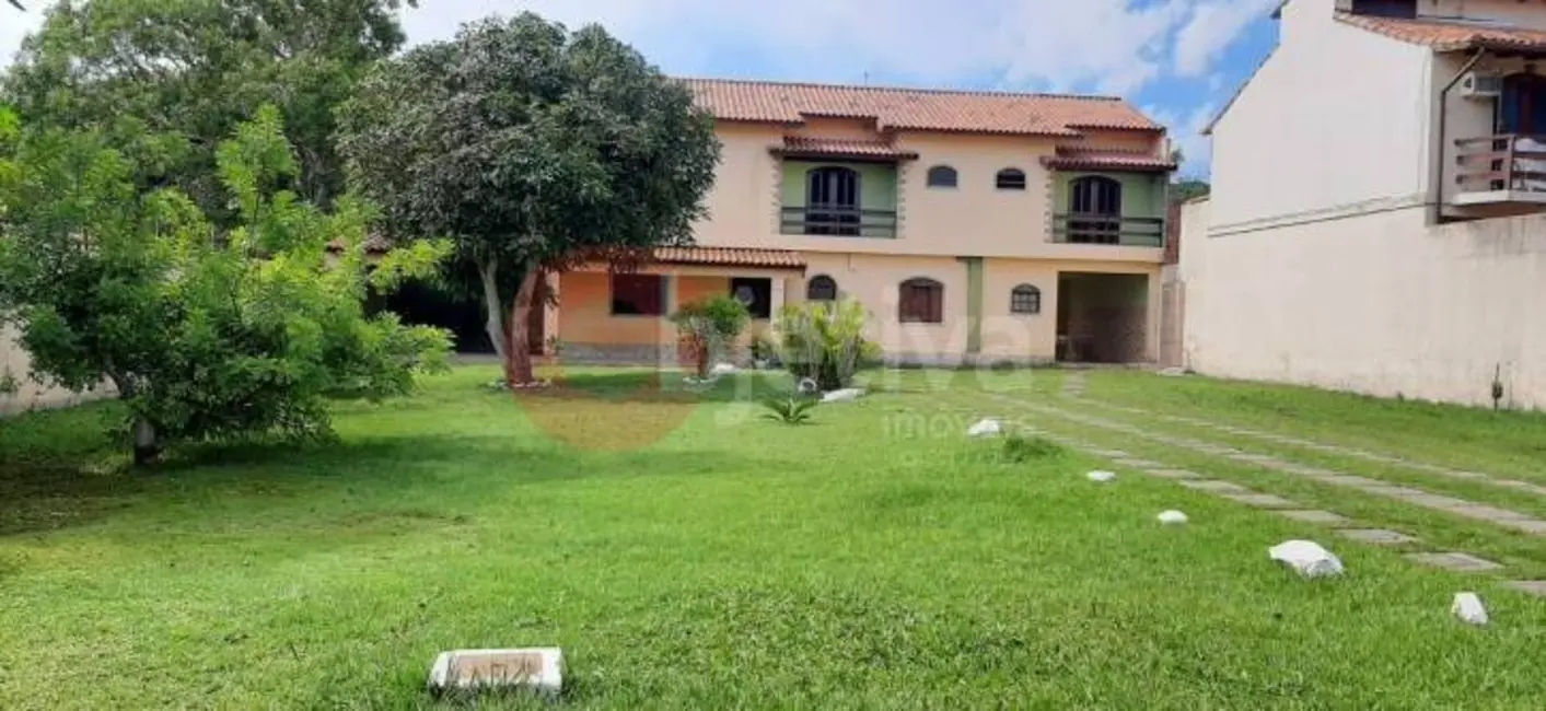 Foto 1 de Casa com 5 quartos à venda, 354m2 em Peró, Cabo Frio - RJ