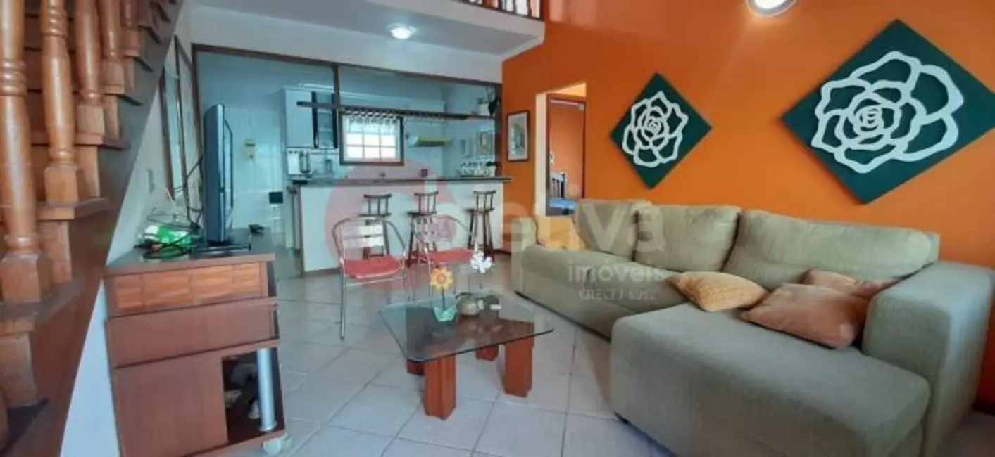 Casa com 4 quartos à venda, 110m2 em Ogiva, Cabo Frio - RJ - imagem 4 Foto 4 de Casa com 4 quartos à venda, 110m2 em Ogiva, Cabo Frio - RJ