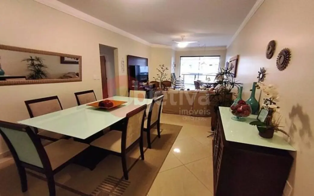 Foto 2 de Apartamento com 3 quartos à venda, 150m2 em Vila Nova, Cabo Frio - RJ