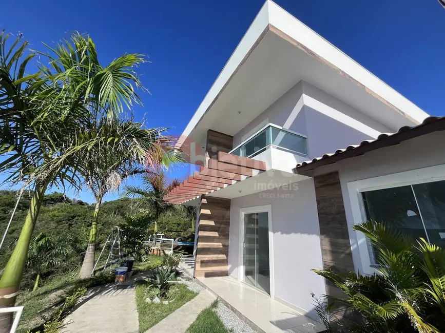 Foto 1 de Casa com 3 quartos à venda, 91m2 em Peró, Cabo Frio - RJ