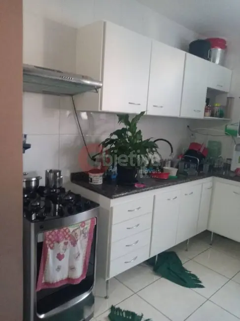 Apartamento com 2 quartos à venda, 81m2 em Vinhateiro, Sao Pedro Da Aldeia - RJ - imagem 5 Foto 5 de Apartamento com 2 quartos à venda, 81m2 em Vinhateiro, Sao Pedro Da Aldeia - RJ