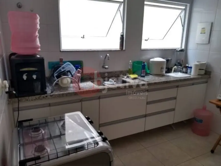 Foto 6 de Casa com 2 quartos à venda, 91m2 em Ogiva, Cabo Frio - RJ