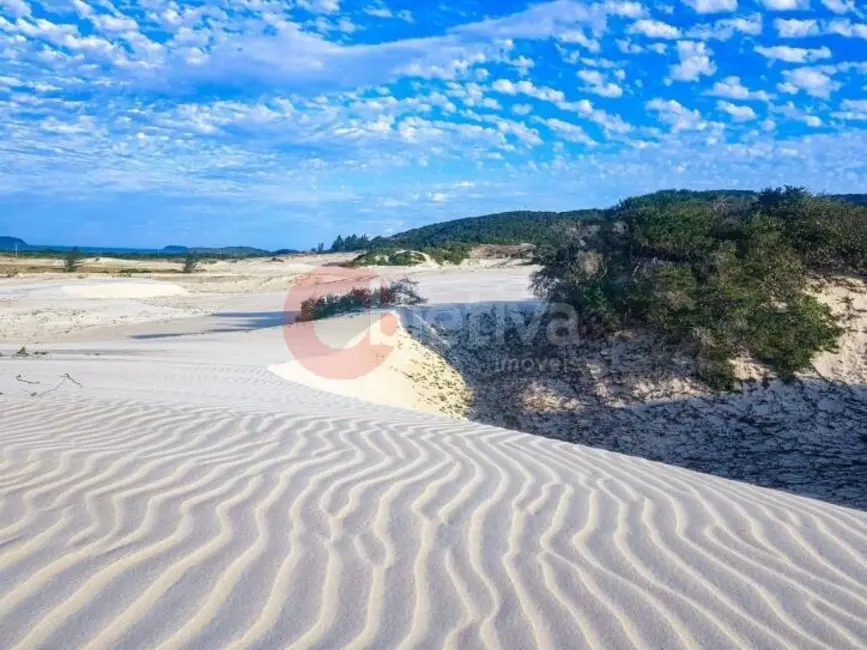 Foto 1 de Terreno / Lote à venda, 450m2 em Cabo Frio - RJ