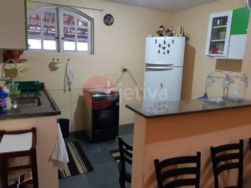 Casa com 4 quartos à venda, 130m2 em Braga, Cabo Frio - RJ - imagem 3 Foto 3 de Casa com 4 quartos à venda, 130m2 em Braga, Cabo Frio - RJ