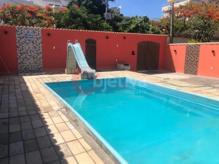 Foto 1 de Casa com 4 quartos à venda, 130m2 em Braga, Cabo Frio - RJ