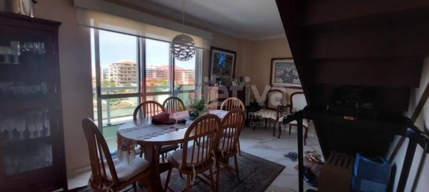 Cobertura com 3 quartos à venda, 163m2 em Braga, Cabo Frio - RJ - imagem 4 Foto 4 de Cobertura com 3 quartos à venda, 163m2 em Braga, Cabo Frio - RJ