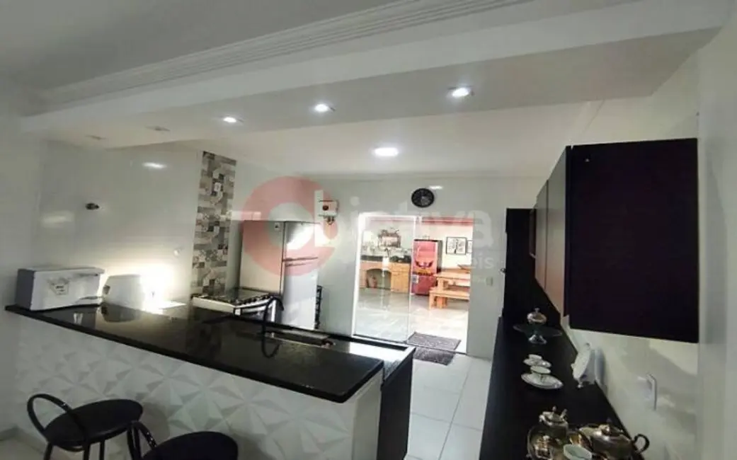 Casa com 3 quartos à venda, 124m2 em Fluminense, Sao Pedro Da Aldeia - RJ - imagem 9 Foto 9 de Casa com 3 quartos à venda, 124m2 em Fluminense, Sao Pedro Da Aldeia - RJ