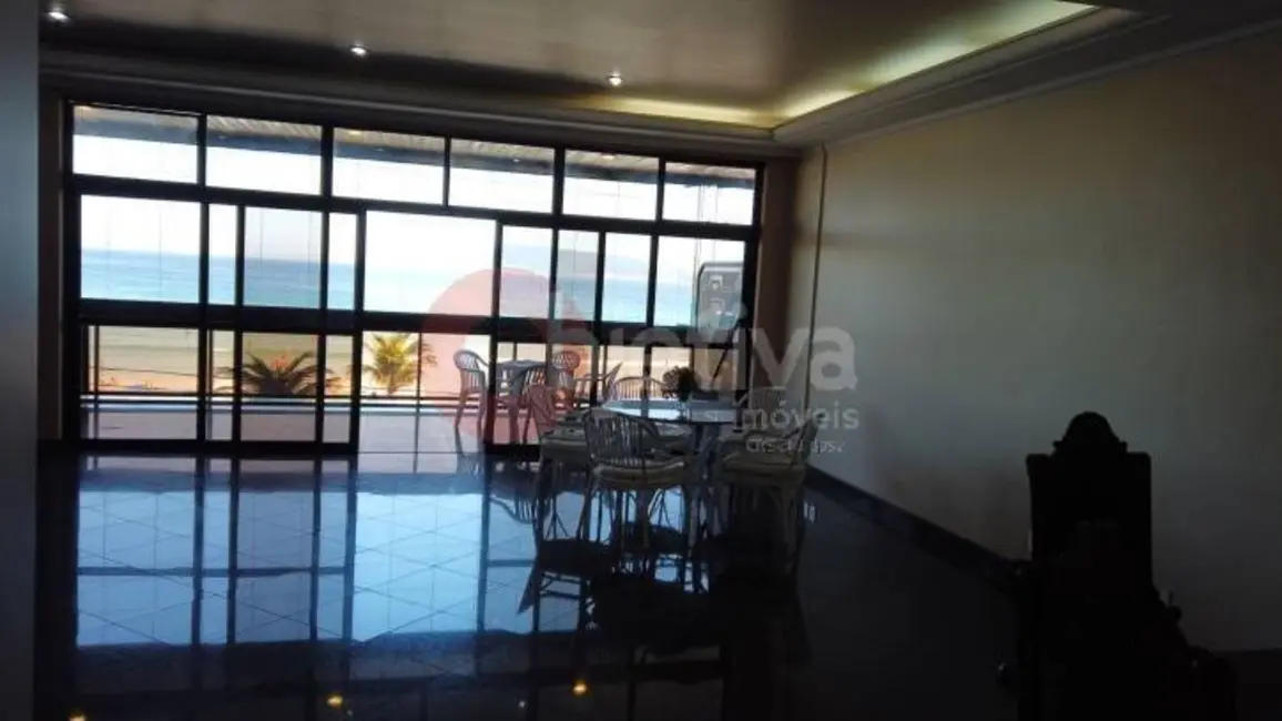 Apartamento com 4 quartos à venda, 465m2 em Centro, Cabo Frio - RJ - imagem 4 Foto 4 de Apartamento com 4 quartos à venda, 465m2 em Centro, Cabo Frio - RJ