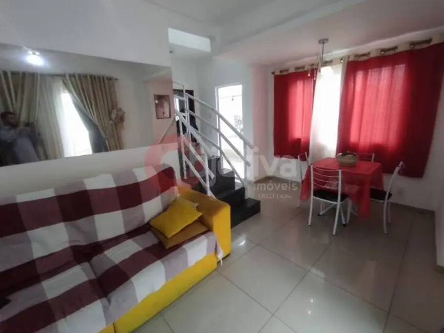 Foto 1 de Casa com 3 quartos à venda, 102m2 em Palmeiras, Cabo Frio - RJ