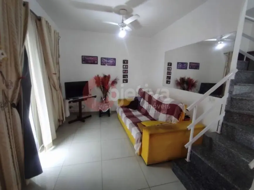 Foto 3 de Casa com 3 quartos à venda, 102m2 em Palmeiras, Cabo Frio - RJ