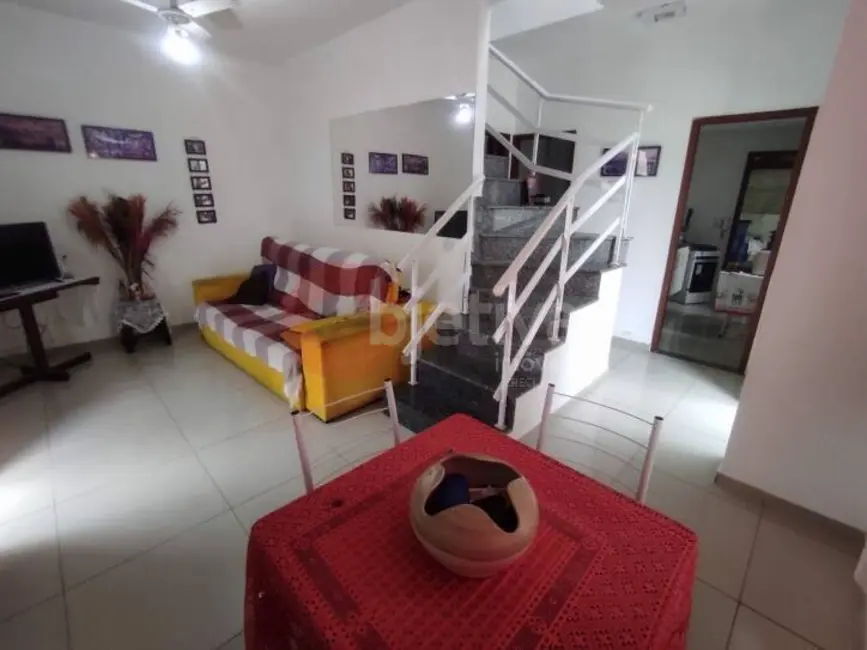 Foto 4 de Casa com 3 quartos à venda, 102m2 em Palmeiras, Cabo Frio - RJ