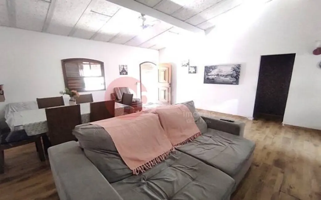 Casa com 3 quartos à venda, 100m2 em Palmeiras, Cabo Frio - RJ - imagem 4 Foto 4 de Casa com 3 quartos à venda, 100m2 em Palmeiras, Cabo Frio - RJ