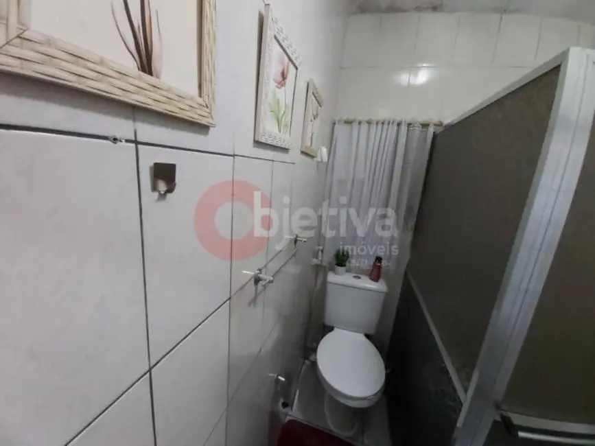 Casa com 2 quartos à venda, 90m2 em Estação, Sao Pedro Da Aldeia - RJ - imagem 2 Foto 2 de Casa com 2 quartos à venda, 90m2 em Estação, Sao Pedro Da Aldeia - RJ
