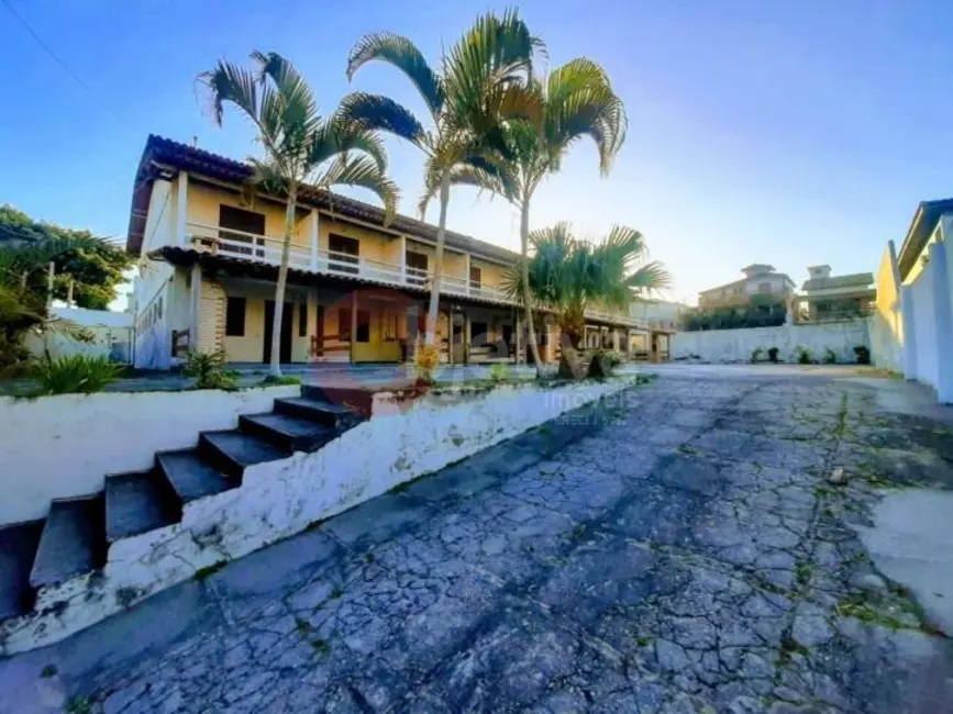 Foto 1 de Casa com 3 quartos à venda, 360m2 em Peró, Cabo Frio - RJ