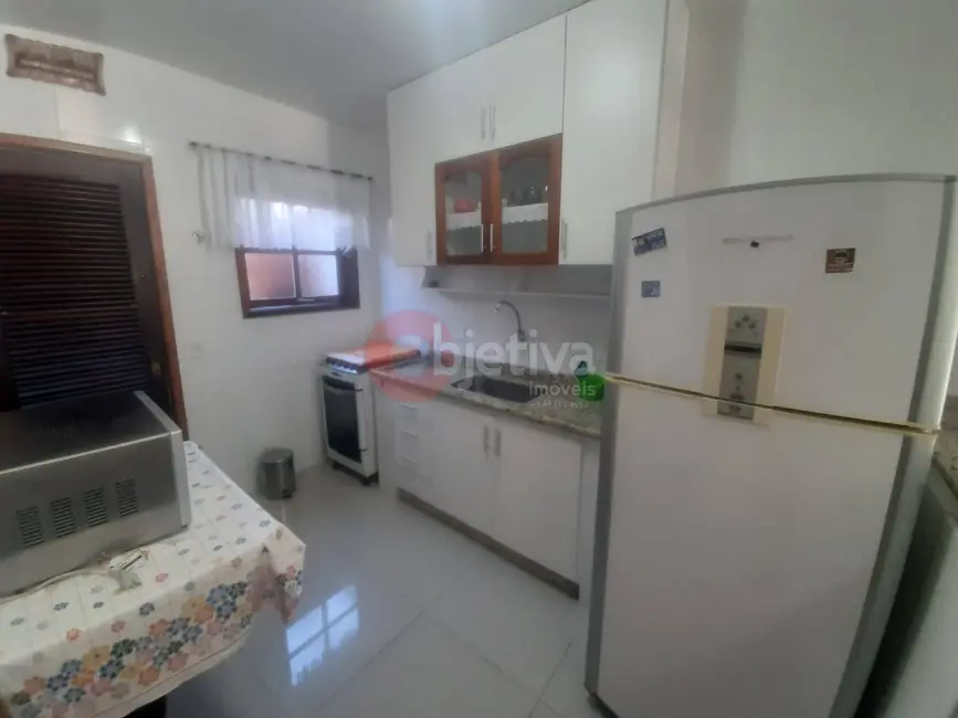 Foto 7 de Casa com 3 quartos à venda, 100m2 em Peró, Cabo Frio - RJ