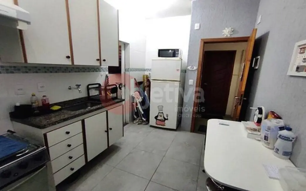 Kitnet com 1 quarto à venda, 30m2 em Centro, Cabo Frio - RJ - imagem 3 Foto 3 de Kitnet com 1 quarto à venda, 30m2 em Centro, Cabo Frio - RJ