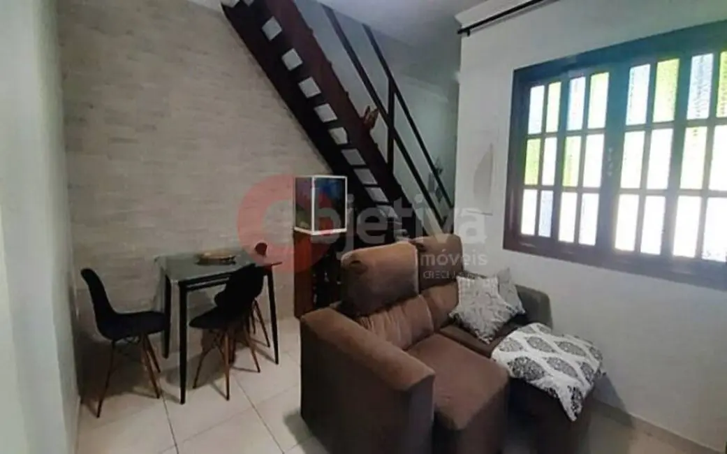 Foto 6 de Casa com 2 quartos à venda, 82m2 em Palmeiras, Cabo Frio - RJ