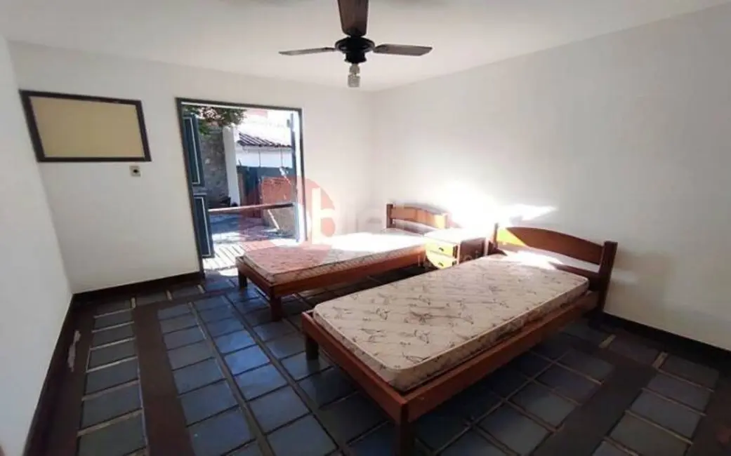 Foto 9 de Casa com 4 quartos à venda, 150m2 em Portinho, Cabo Frio - RJ