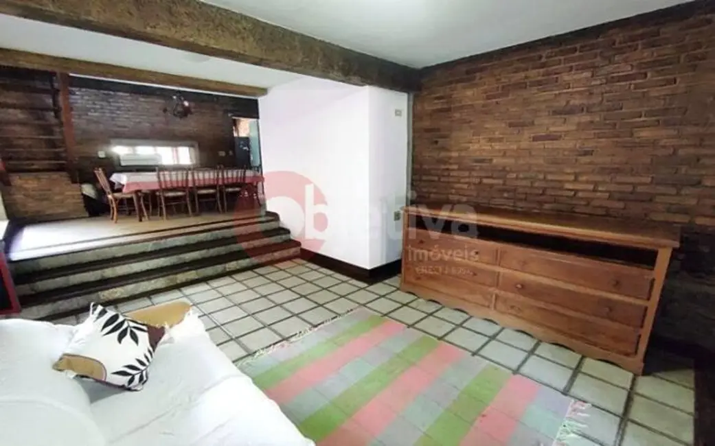 Foto 3 de Casa com 4 quartos à venda, 150m2 em Portinho, Cabo Frio - RJ