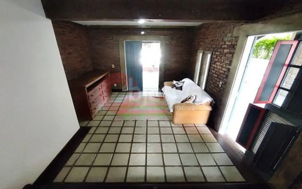 Foto 4 de Casa com 4 quartos à venda, 150m2 em Portinho, Cabo Frio - RJ