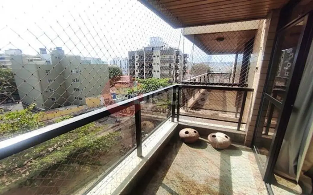 Foto 4 de Apartamento com 3 quartos à venda, 90m2 em Centro, Cabo Frio - RJ