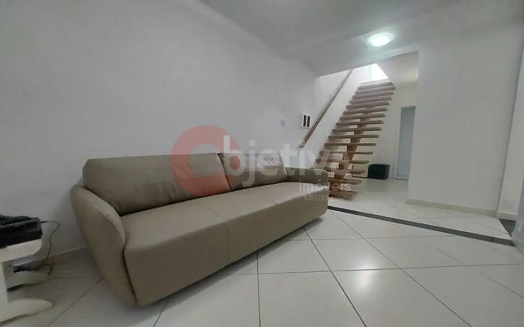 Foto 6 de Casa com 2 quartos à venda, 137m2 em Jardim Excelsior, Cabo Frio - RJ