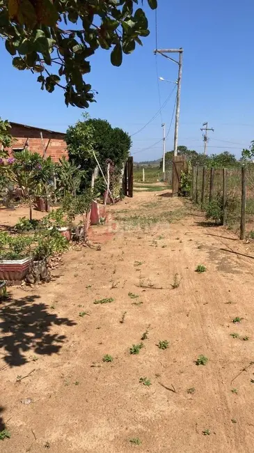 Chácara com 2 quartos à venda, 100m2 em Retiro, Sao Pedro Da Aldeia - RJ - imagem 4 Foto 4 de Chácara com 2 quartos à venda, 100m2 em Retiro, Sao Pedro Da Aldeia - RJ